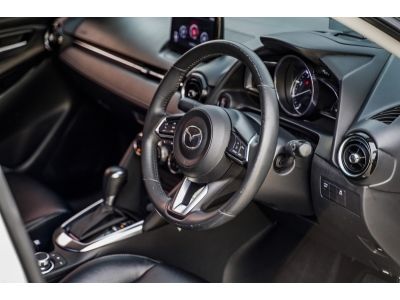 MAZDA 2 SkyActiv 1.3 High Connect A/T ปี 2018 รูปที่ 10